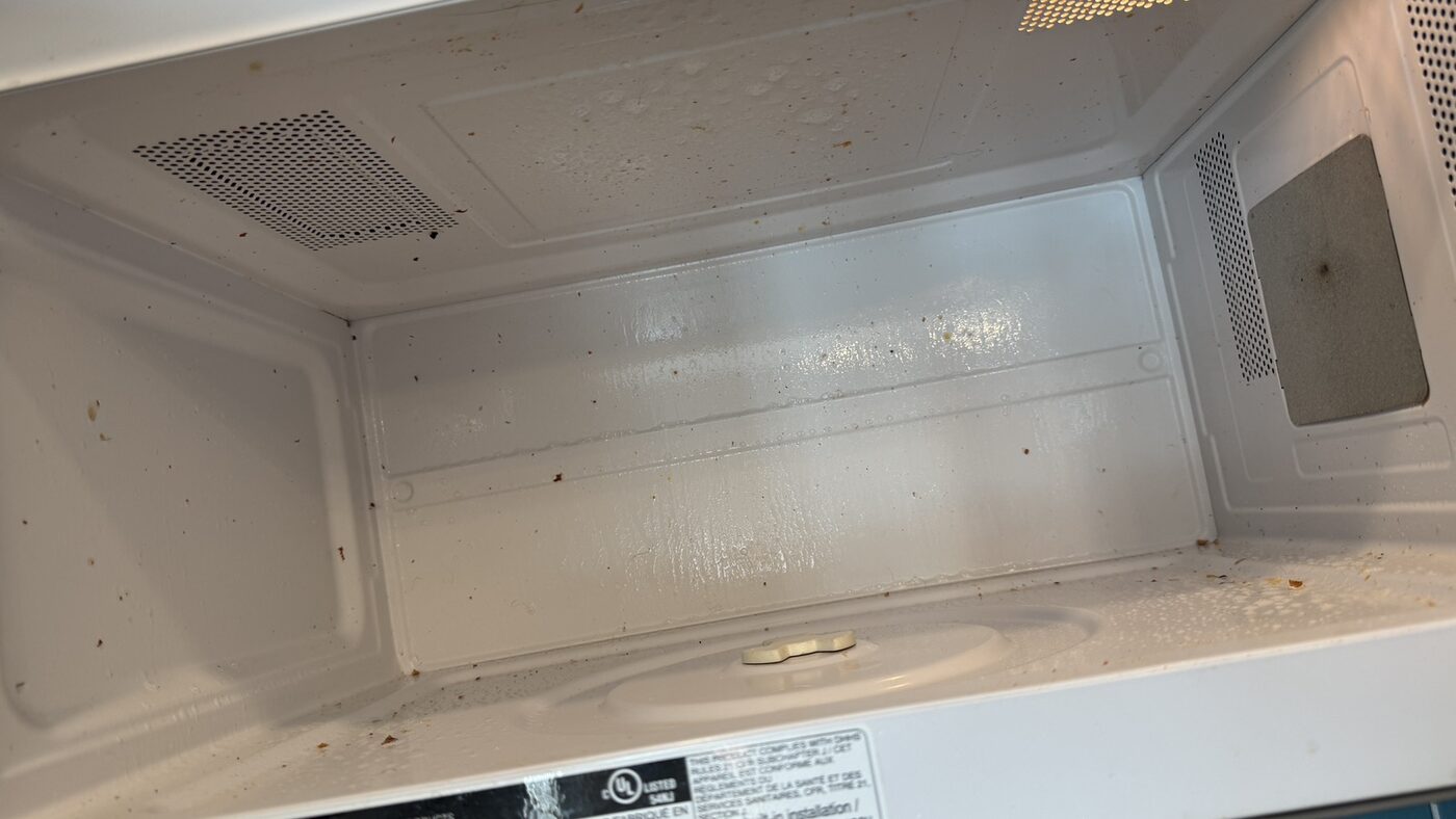 Eco steam-cleaning result in a Saskatoon home 30 — Mavely Clean & Gleam